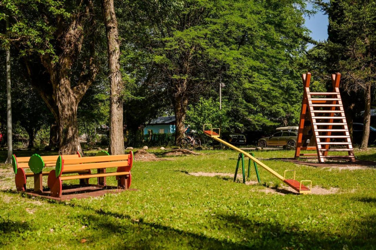 Campsite&Holiday Resort Medveja Eksteriør billede